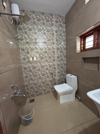 Bathroom 3, Villa Lemon, Thiruvananthapuram