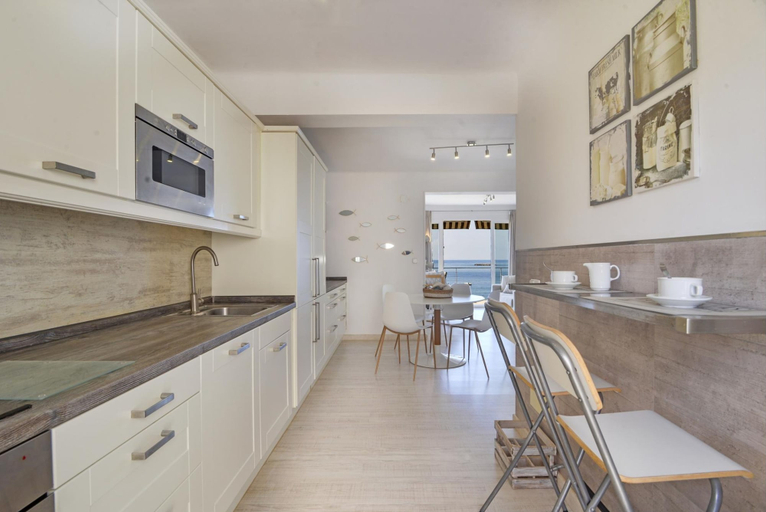 Others 2, Apartment SES Baules, Baleares