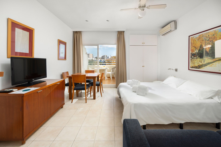 Room 5, Rental BB 523-1 in Benalm Dena, Málaga