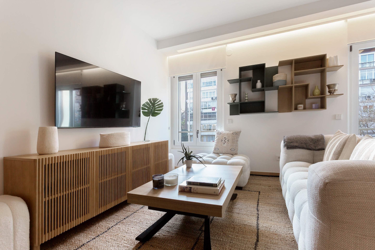 Room 2, Spectacular apartment in Madrid. Concha Espina I, Madrid
