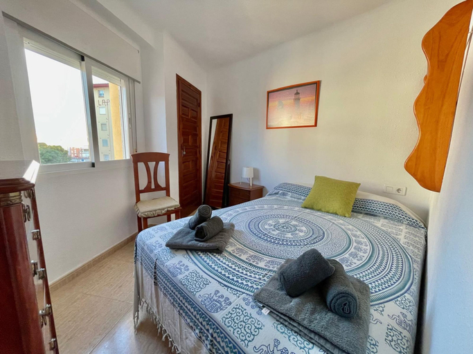 Room 3, Terrasol Trinidad 4-1, Málaga