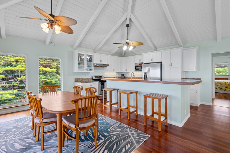 Dining, Hale Mahi'ai 4 Bedroom Home, Hawaii