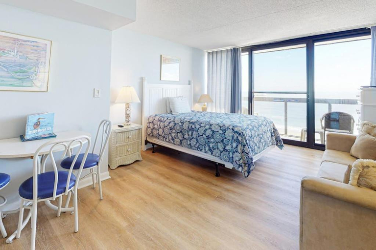 Bedroom 3, Golden Sands 714, Worcester