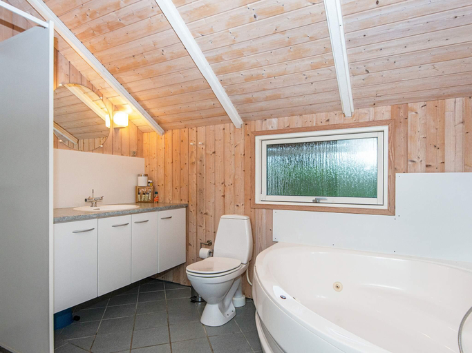 Bathroom 3, 4 star holiday home in Sydals, Sønderborg