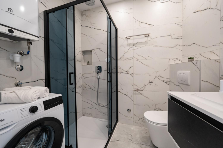 Bathroom 4, Relax apartments - private pool and garden II, Novalja