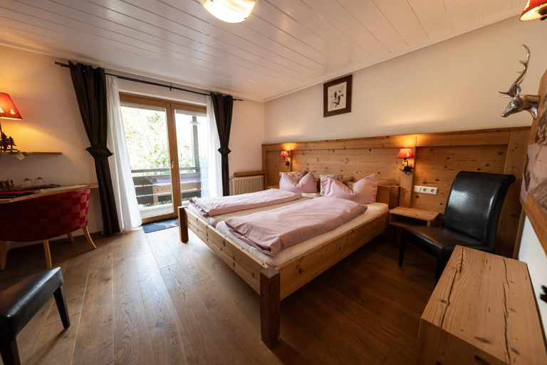 Bedroom 2, Landgasthof Bergblick, Waldshut