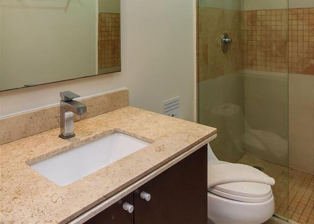 Bathroom 4, Sabbia Condos block from 5th, Cozumel