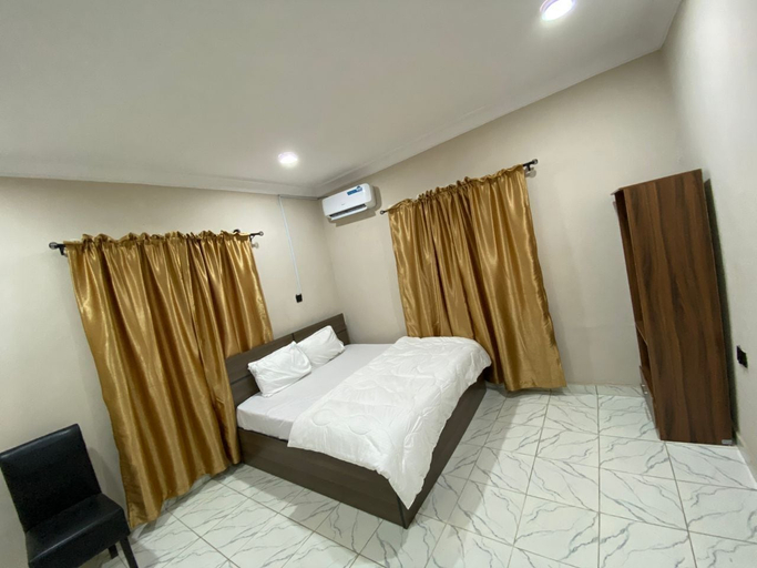 Room 4, MerryJay Events Place, AdoOdo/Ota