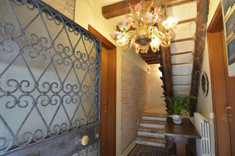 Others 5, Albergo al Tiepolo, Venezia