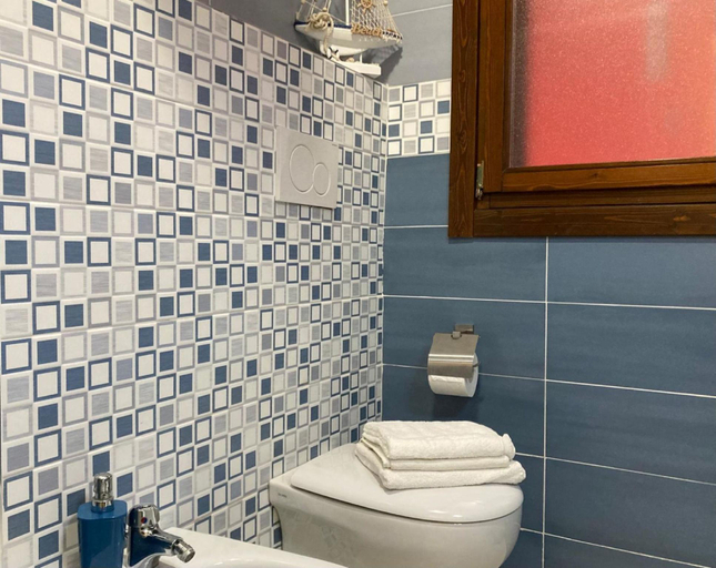Bathroom 5, Modern apartment with garden and pool, Rovigo