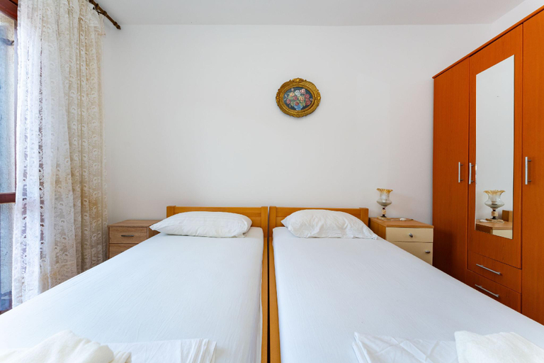 Bedroom 3, Drazen Charming First Floor Apartment, Novalja