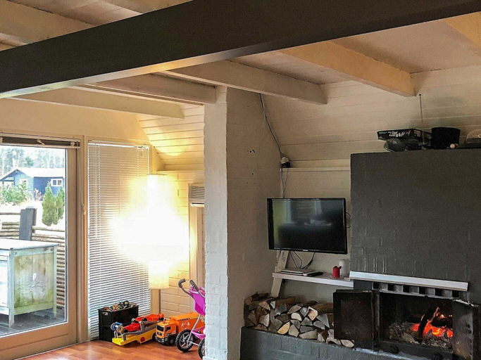 Others 4, Scenic Holiday Home in Orsted near Sea, Norddjurs