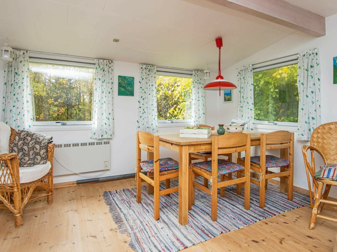 Others 3, Gorgeous Holiday Home in Glesborg With Barbecue, Norddjurs