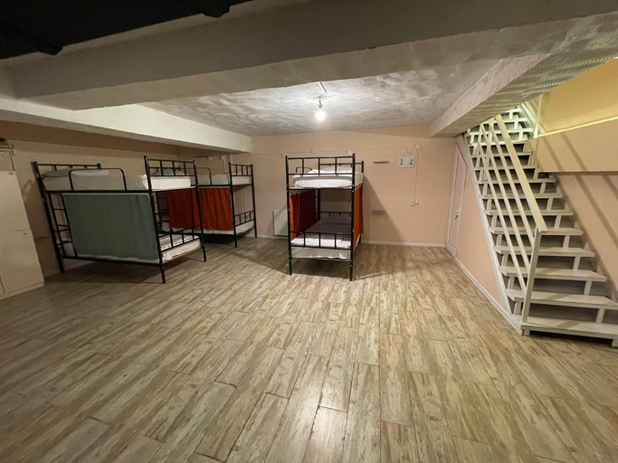 3, Hostel Room 110, Tbilisi