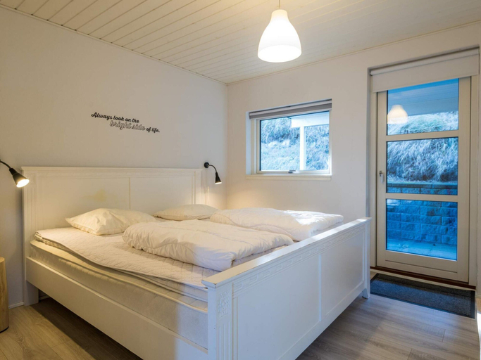 Bedroom 2, 5 Star Holiday Home in Fano, Fanø