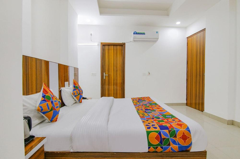 Others 4, Hotel GP Royal Chandigarh, Chandigarh