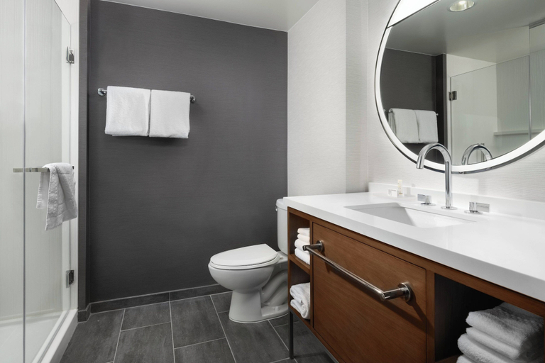 Bathroom 4, Courtyard by Marriott San Diego Mission Valley/Hotel Circle, San Diego