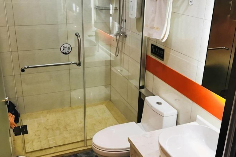 Bathroom 4, Bishui Yuntian Hotel, Chongqing