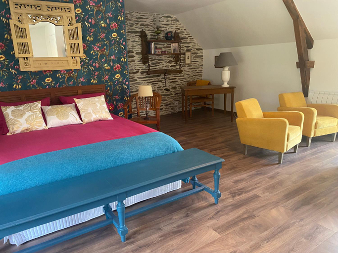 Bedroom 2, La petite seigneurie de Lourmel, Morbihan
