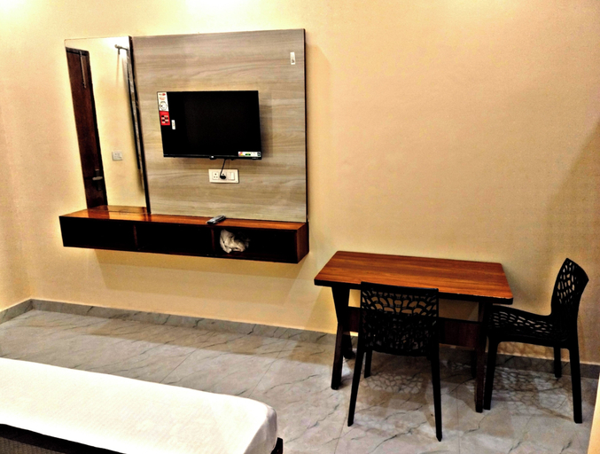 Room 3, Hotel Vrindavan Paradise & Resort, Mathura