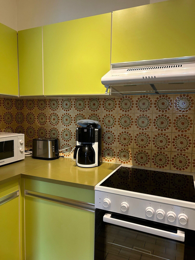 Private kitchen 2, Cosy Studio With Lateral sea View in Koksijde, West-Vlaanderen