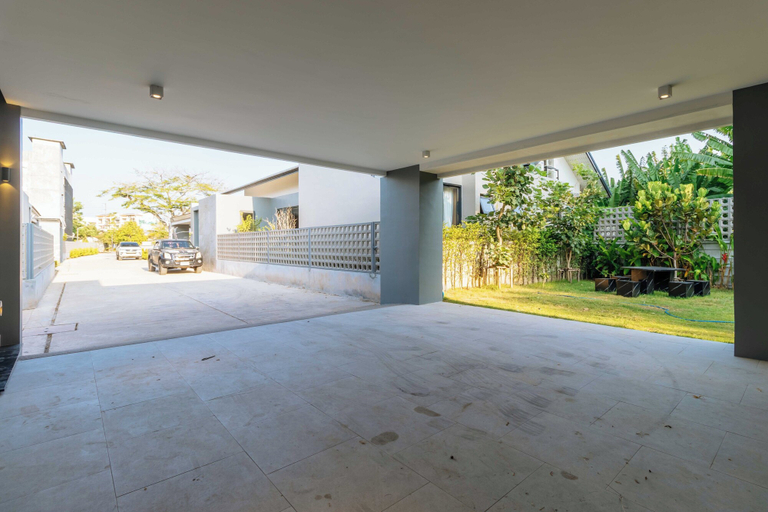 Property grounds 3, 3BR Retreat in Quiet Luxury Area V307, Pulau Phuket