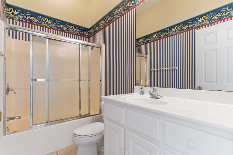 Bathroom 4, Cypress Hall 6 Bedroom Home by RedAwning, Brunswick