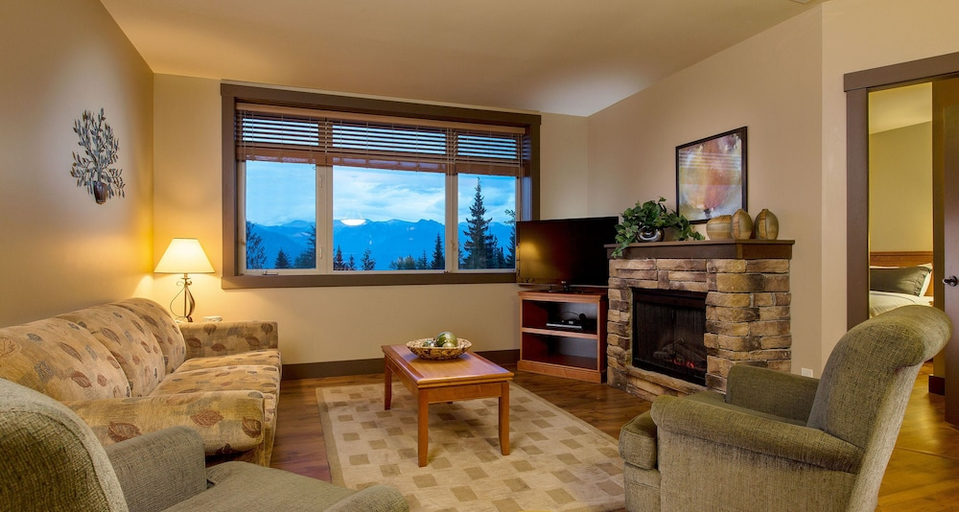 Others 5, Palliser Lodge, Columbia-Shuswap