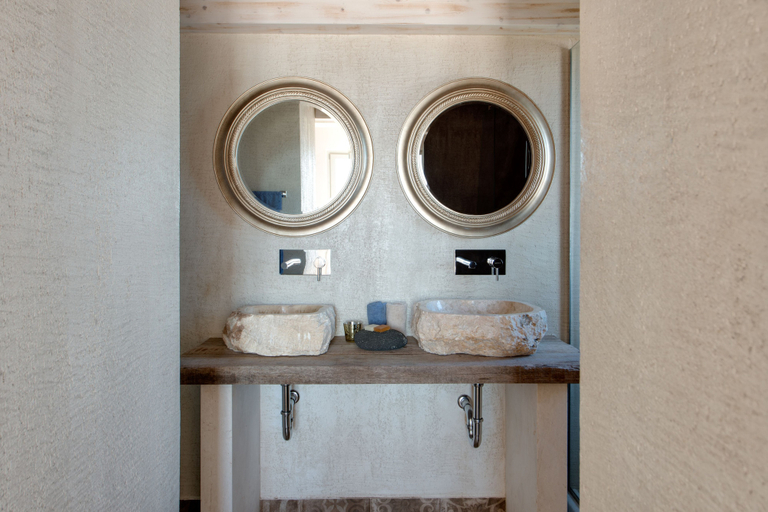 Bathroom 4, Amaranthine Villa, South Aegean