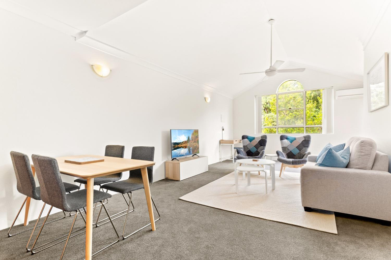Others 4, Pristine 2-Bed Near Marrickville Village, Sydney