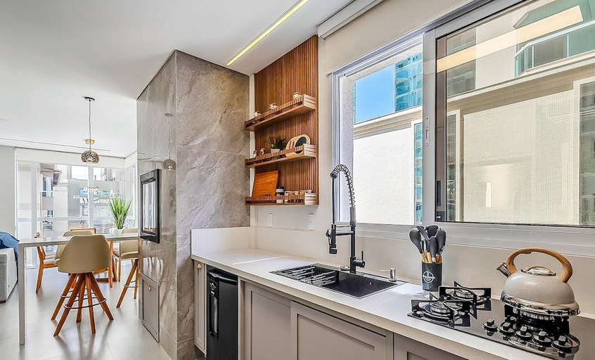 Private kitchen 5, Modern 3BR apt Near the Beach Ema0201, Itapema