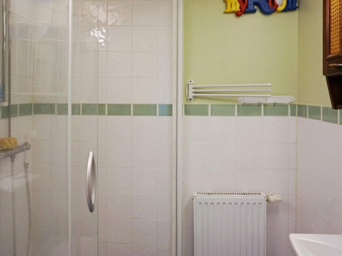 Bathroom 3, person holiday home in STANGA-By Traum, Gotland