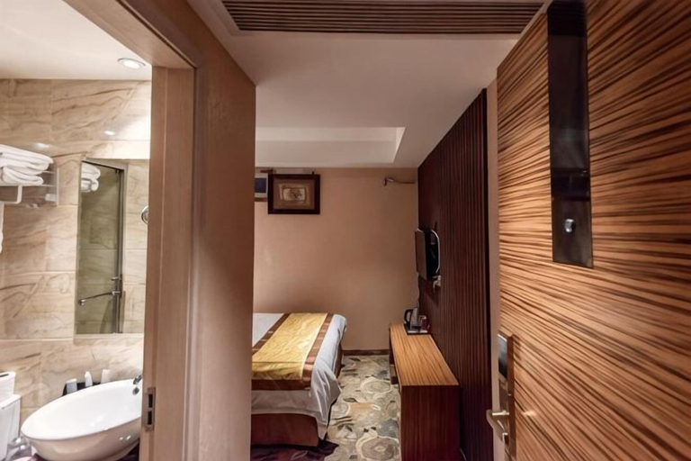 Bathroom 3, Geyue Zhenpin Hotel, Hangzhou
