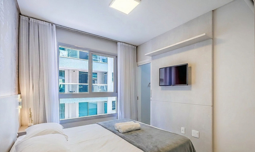 Room 3, Modern 3BR apt Near the Beach Ema0201, Itapema