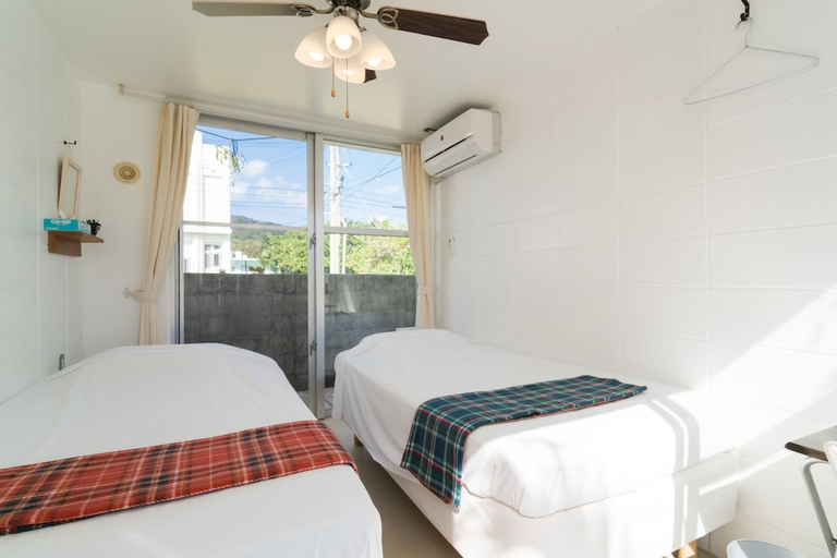 Bedroom 2, Hanamuro inn Akajima, Zamami
