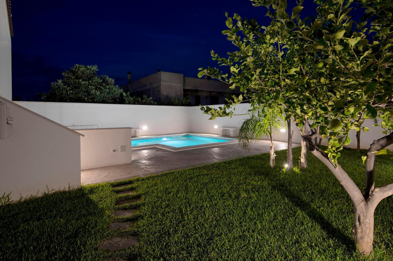 Sport & Beauty 4, Ulivo di Rocco by BarbarHouse, Lecce