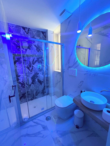 Bathroom 5, ESE luxury spa suites, Roma