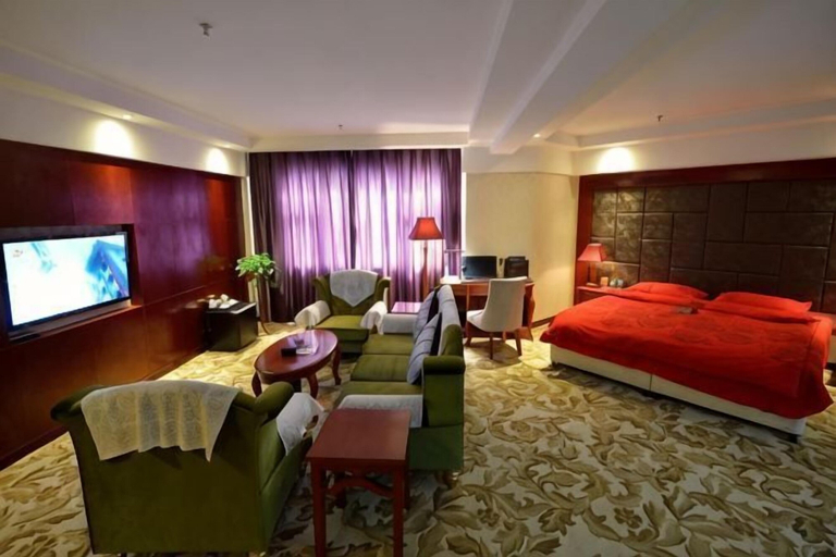 Bedroom 3, Qin Hai International Hotel, Baiyin