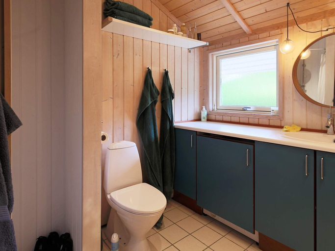 Bathroom, 6 Person Holiday Home in Dronningmølle, Gribskov