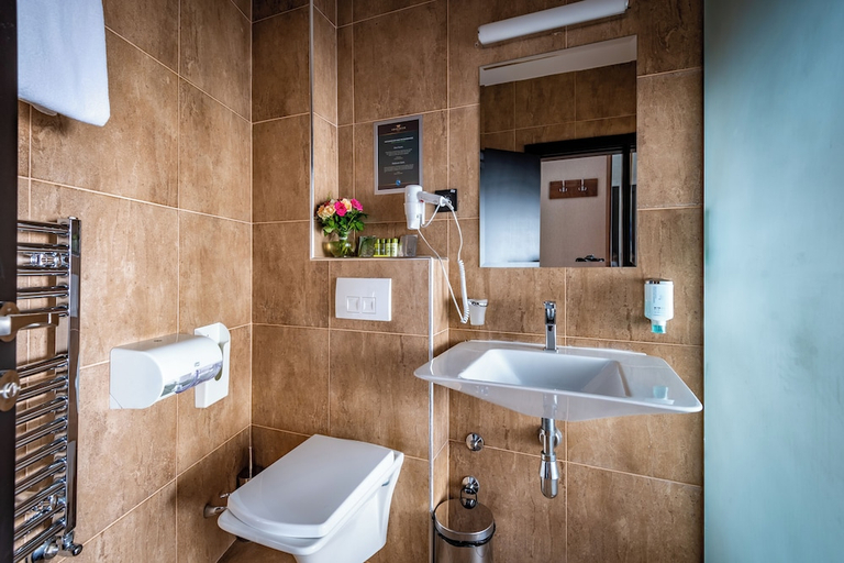 Bathroom, Amsterdam Hotel, Belgrade