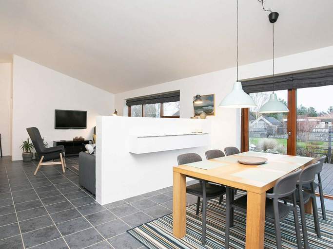 Others 5, Gorgeous Holiday Home in Ålbæk With Roofed Terrace, Frederikshavn