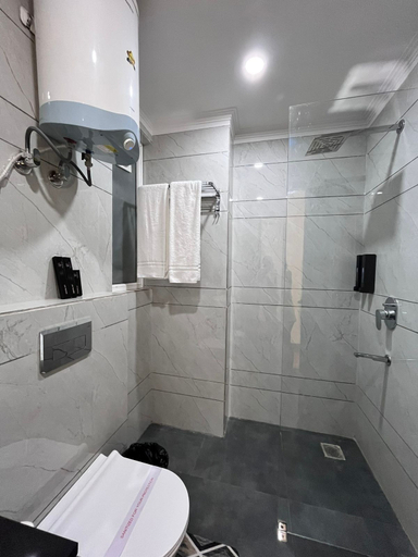 Bathroom, PINK GUAVA 46, Gurgaon