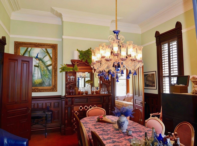 Food & Drinks, Pinc Lady Mansion, Humboldt