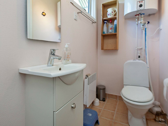 Others 3, Pleasant Holiday Home in Slagelse With Terrace, Slagelse