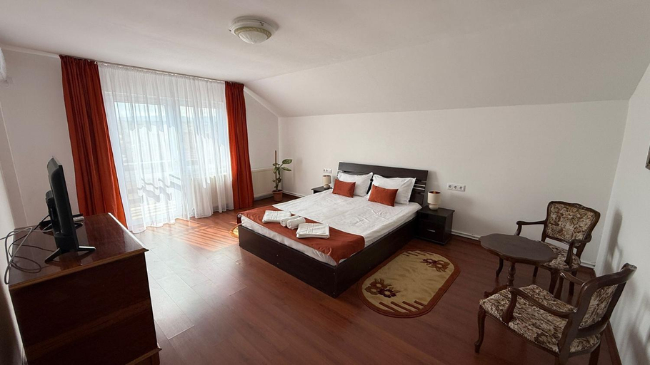 Others 2, Casa Ramona, Turda