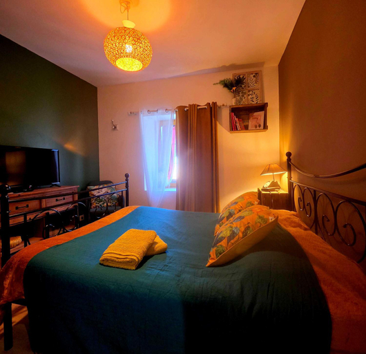 Bedroom 2, La Maison des Oiseaux, Indre-et-Loire