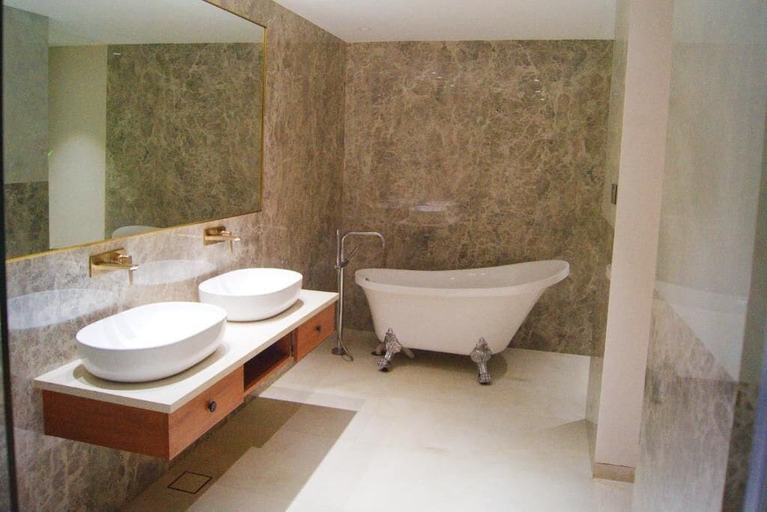 Bathroom 4, The Grand Jalsa Resort, Bhopal