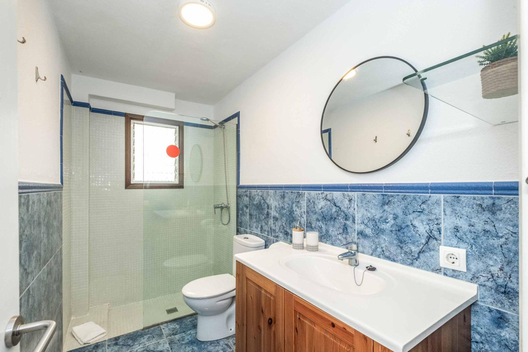 Bathroom 3, Villa Mascaro, Baleares