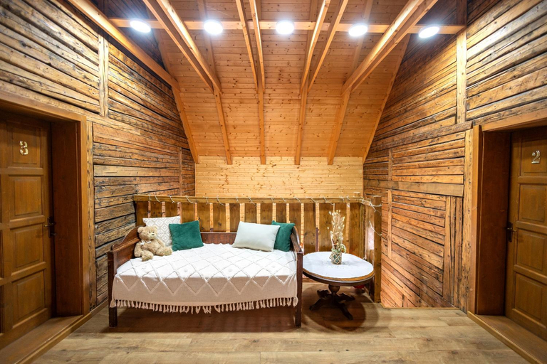 Bedroom 2, Szekelyfold,Siklodi Ko Vendeghaz, Csur, Atid