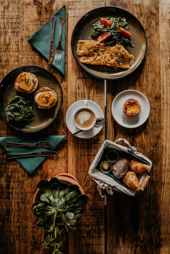 Food & Drinks 5, Selina Shared Secret Garden Lisbon, Lisbon